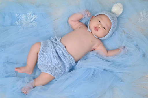 商洛摸孕妇肚子沾喜气